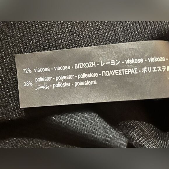 Zara black knit skirt with front pockets size M - Picture 9 of 9